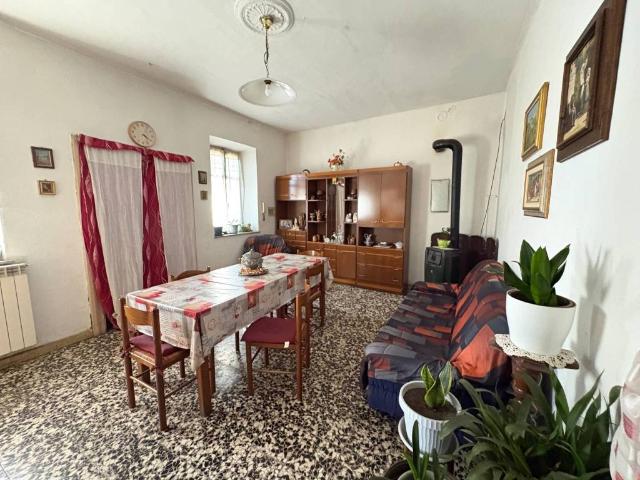 Casa indipendente in vendita a Livorno Ferraris VC