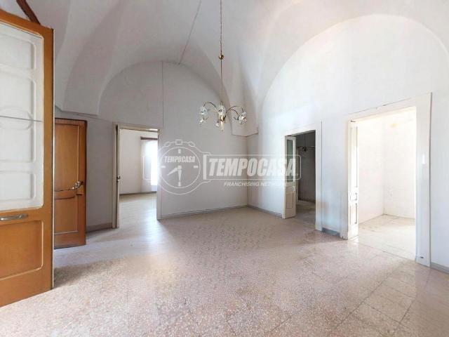 Casa indipendente in vendita a Lizzanello