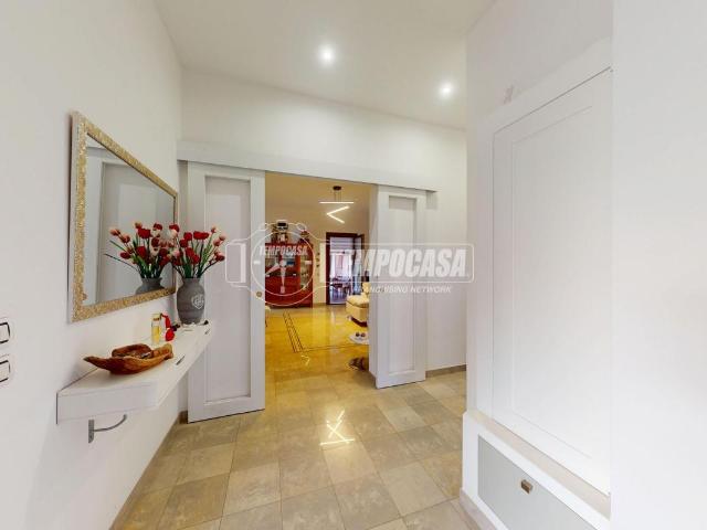 Casa indipendente in vendita a Lizzanello