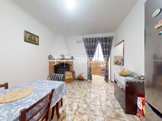 Casa indipendente in vendita a Lizzanello LE