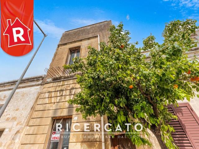 Casa indipendente in vendita a Lizzanello LE