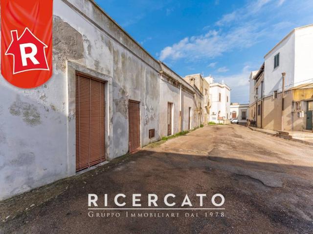 Casa indipendente in vendita a Lizzanello LE