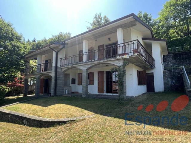 Casa indipendente in vendita a Lizzano in Belvedere BO
