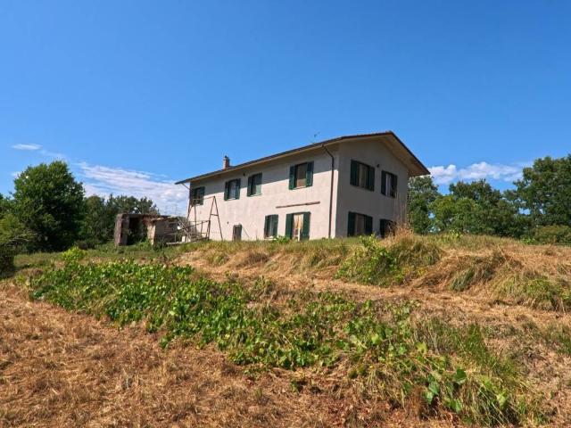 Casa indipendente in vendita a Licciana Nardi MS