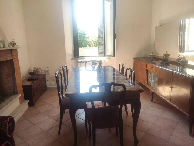 Casa indipendente in vendita a Licciana Nardi MS