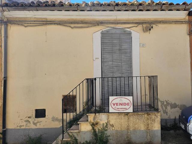 Casa indipendente in vendita a Licodia Eubea