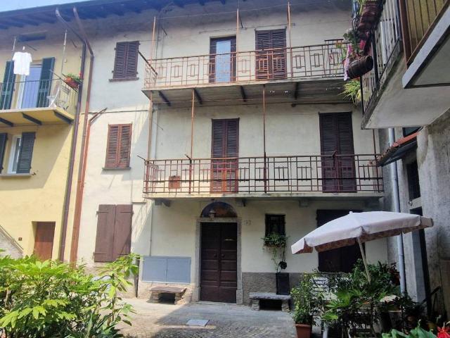 Casa indipendente in vendita a Lierna LC