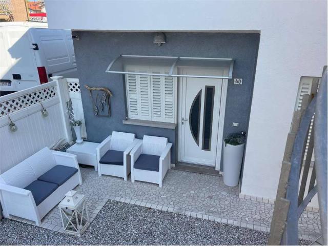 Casa indipendente in vendita a Lignano Sabbiadoro UD