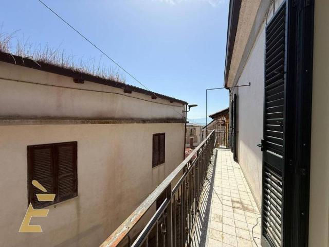 Casa indipendente in vendita a Limbadi VV