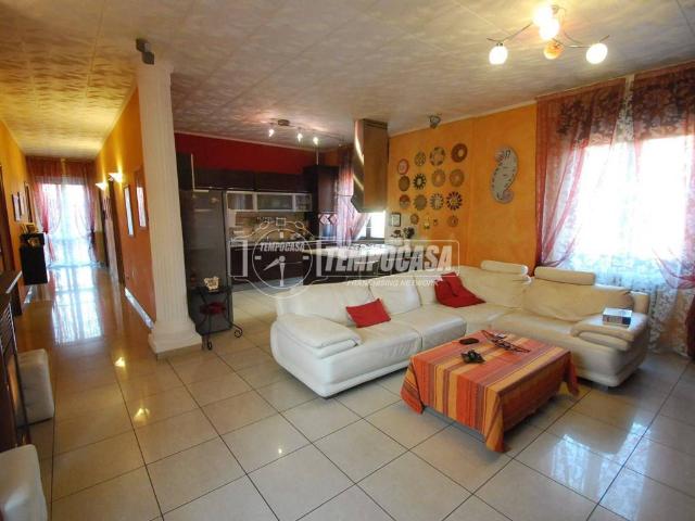 Casa indipendente in vendita a Limbiate MB