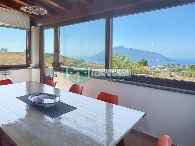 Casa indipendente in vendita a Lipari ME