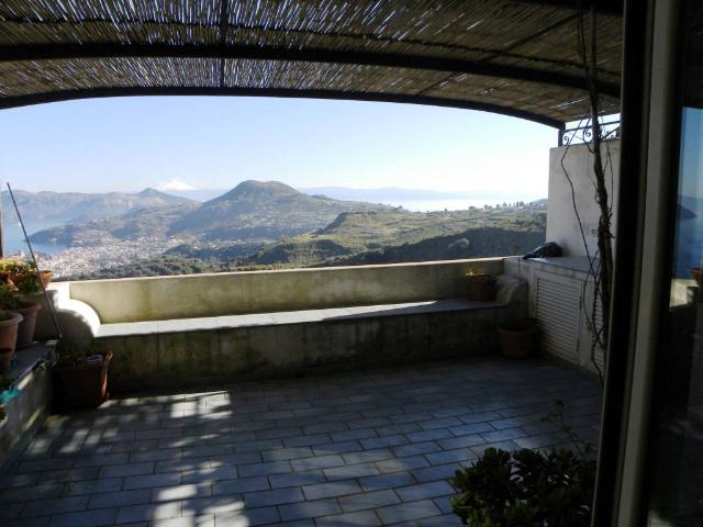 Casa indipendente in vendita a Lipari ME