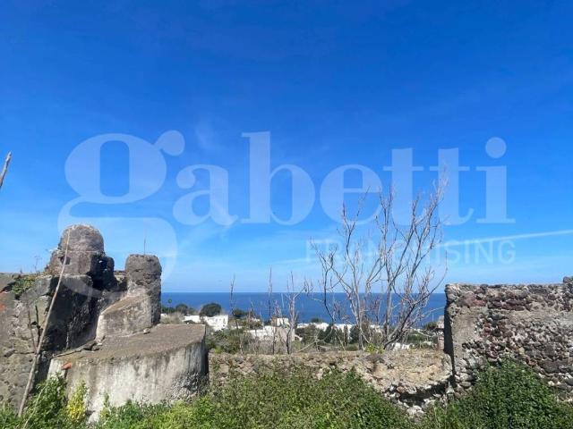 Casa indipendente in vendita a Lipari ME