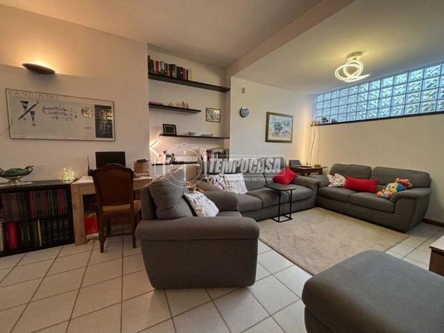 Casa indipendente in vendita a Lissone MB
