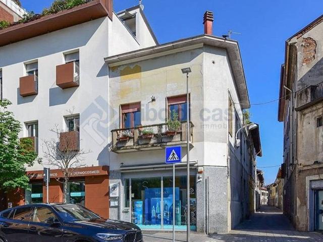 Casa indipendente in vendita a Lissone MB