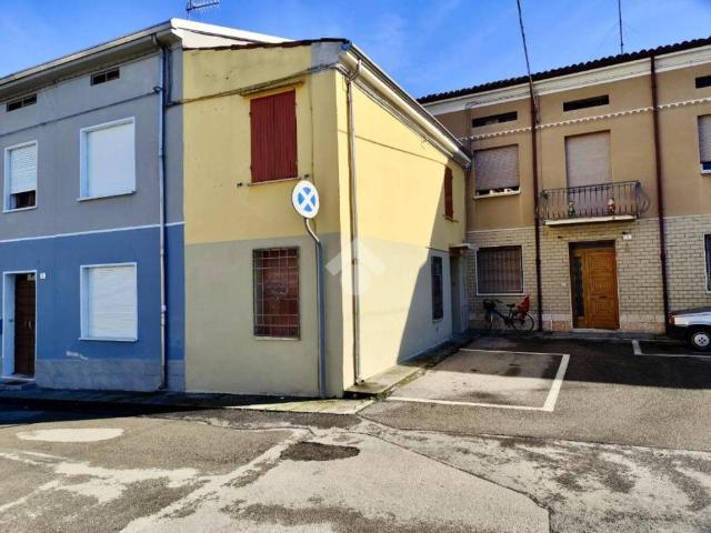 Casa indipendente in vendita a Luzzara RE