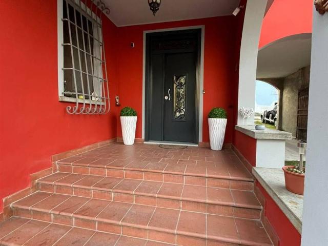 Casa indipendente in vendita a Luzzara RE