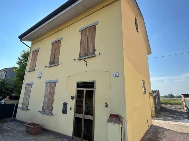Casa indipendente in vendita a Luzzara RE
