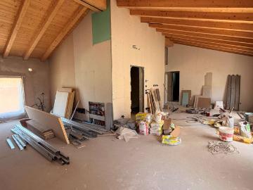 Appartamento in vendita a Lucca