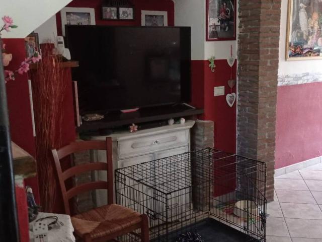 Casa indipendente in vendita a Lucca LU