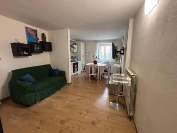 Casa indipendente in vendita a Lucca LU