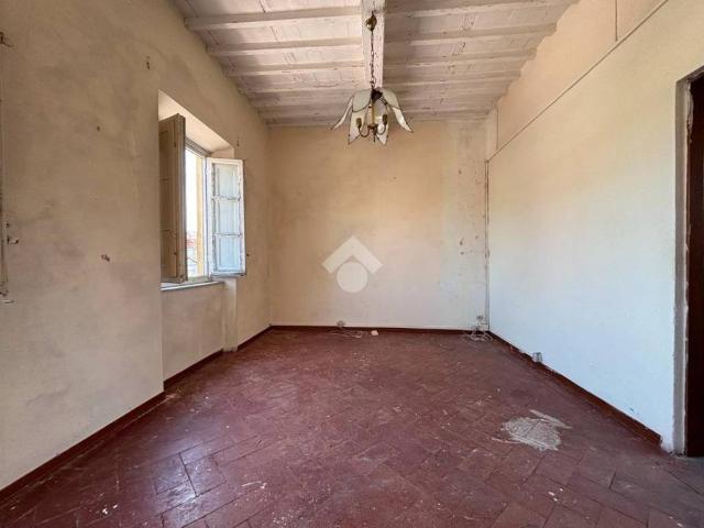 Casa indipendente in vendita a Lucca LU