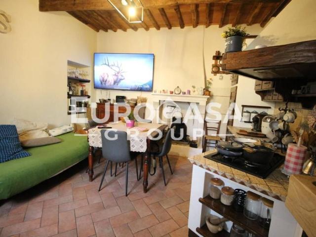 Casa indipendente in vendita a Lucca LU