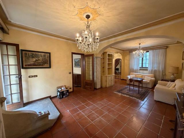 Villa in vendita a Lucca LU