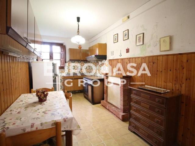 Casa indipendente in vendita a Lucca LU
