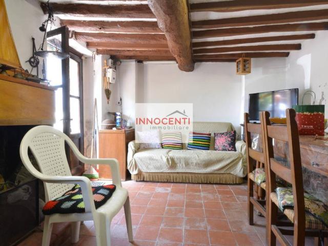 Casa indipendente in vendita a Lucca LU
