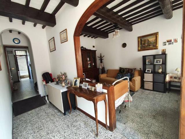 Casa indipendente in vendita a Lucca LU