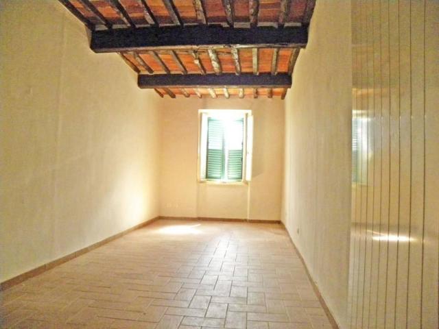 Casa indipendente in vendita a Lucca LU
