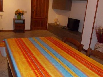 Casa indipendente in vendita a Lucca LU