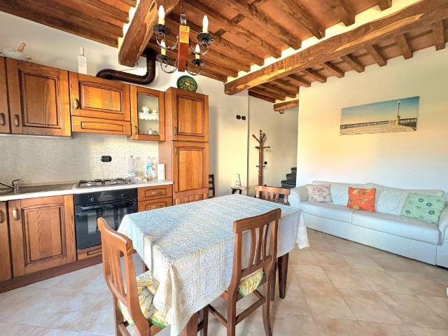 Casa indipendente in vendita a Lucca LU