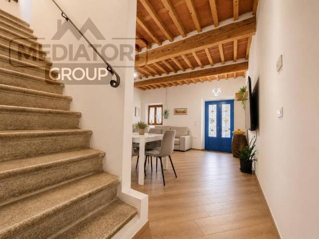 Casa indipendente in vendita a Lucca LU