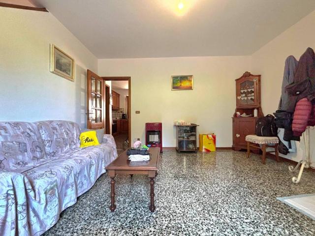 Casa indipendente in vendita a Lucca LU