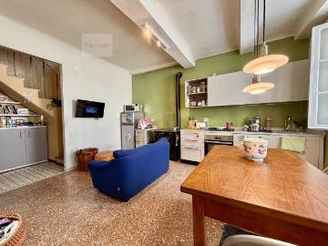 Casa indipendente in vendita a Lucca LU