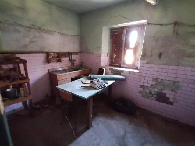 Casa indipendente in vendita a Lucca LU