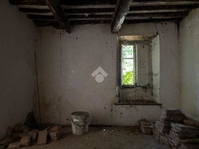 Casa indipendente in vendita a Lucca via piazza dei brancoli, Brancoleria