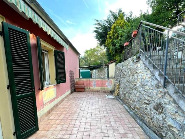 Casa indipendente in vendita a Lucinasco IM