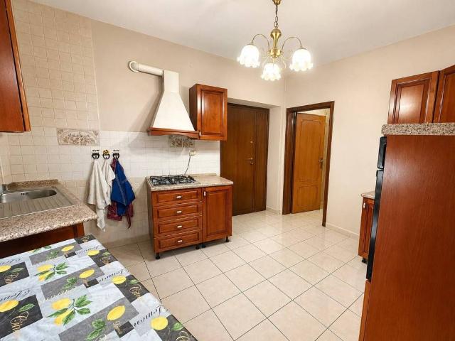 Casa indipendente in vendita a Luco dei Marsi AQ