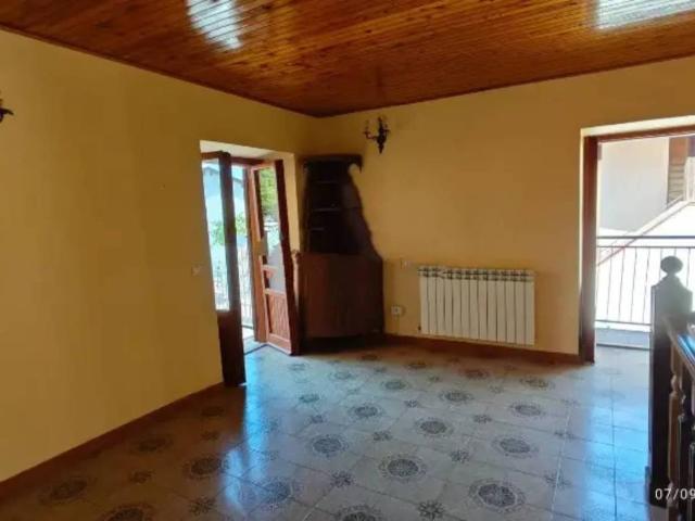 Casa indipendente in vendita a Lucoli AQ