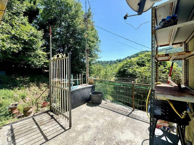 Casa indipendente in vendita a Lumarzo GE