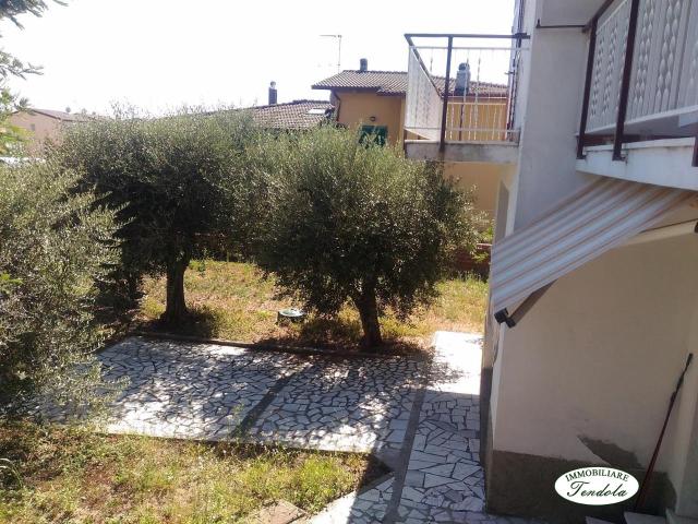 Casa indipendente in vendita a Luni