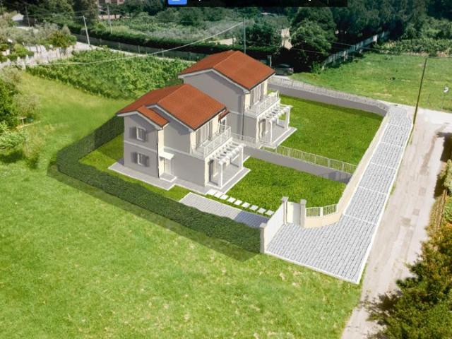 Casa indipendente in vendita a Luni