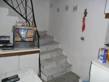 Casa indipendente in vendita a Luni SP