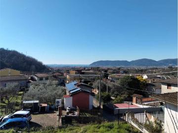 Casa indipendente in vendita a Luni SP