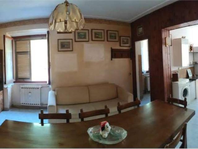Casa indipendente in vendita a Luni SP
