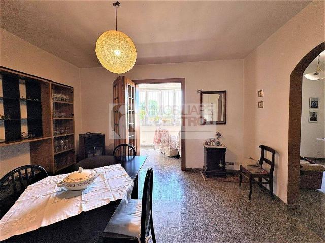 Casa indipendente in vendita a Luni SP