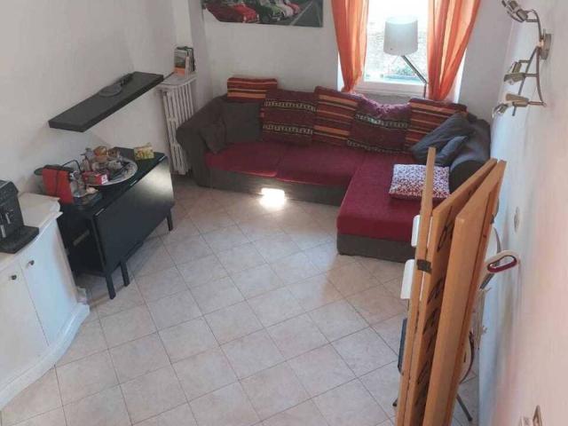 Casa indipendente in vendita a Luni SP